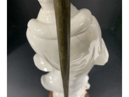 Unusual Vintage Signed Chinese Porcelain Guanyin Blanc De Chine Figure Mounted As A Lamp