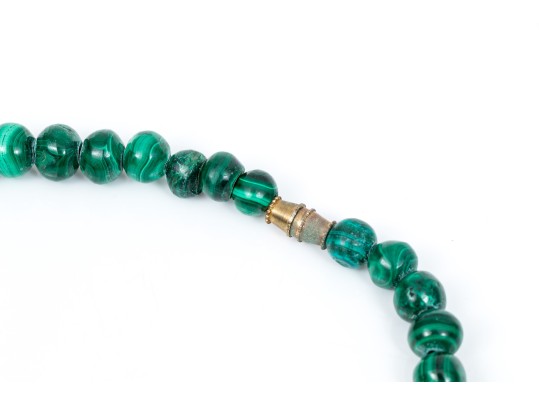 Striking Graduated Green Malachite Bead Necklace