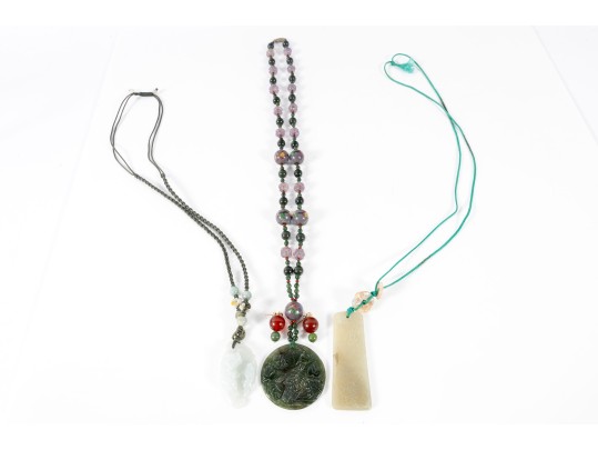 Vintage Asian Beaded Jade & Soapstone Talismans  With Earrings