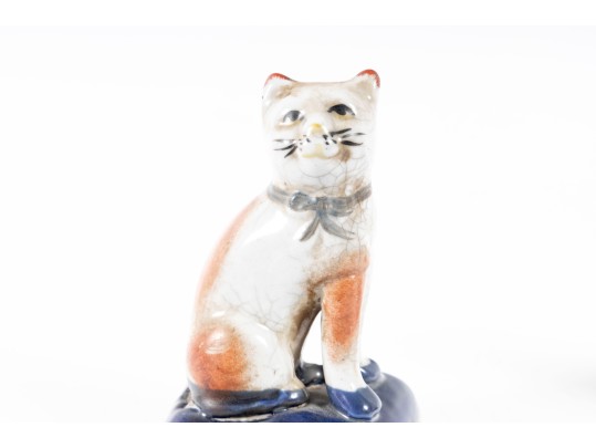 Staffordshire Style English Pottery Miniature Cat Bookends 
