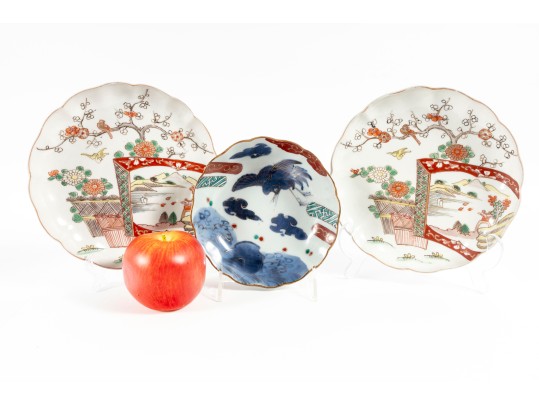 19th Century Japanese Kutani-Ware Plates & Bowl