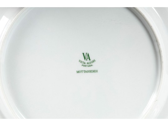 Six Vintage Mottahedeh Vista Alegre Floral Plates