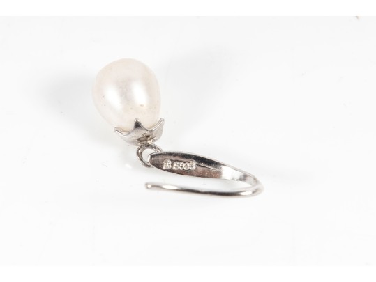 Assorted Earring Pairs  (Sterling Silver / Pearl)