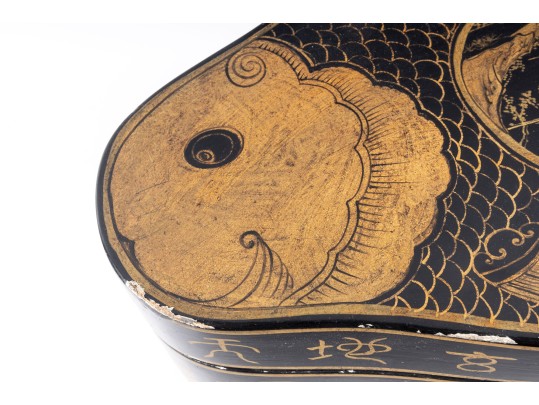 Vintage Chinese Fish Form Box