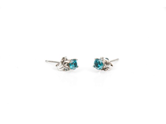 14k White Gold Pretty Blue Moissanite Stud Earrings