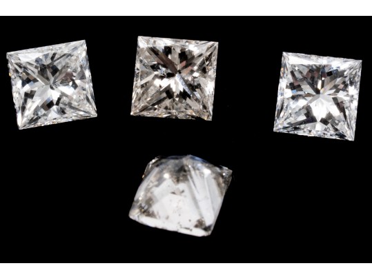 Loose Stones: 4 Princess Cut Diamonds, 0.84 TCW