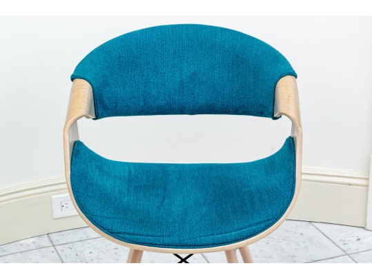 Supernova Upholstered Modern Armchair