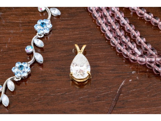 Lovely Costume Group