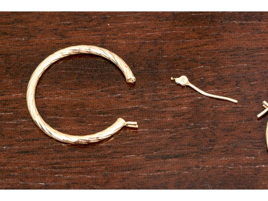 14K Yellow Gold Bracelet And Earrings