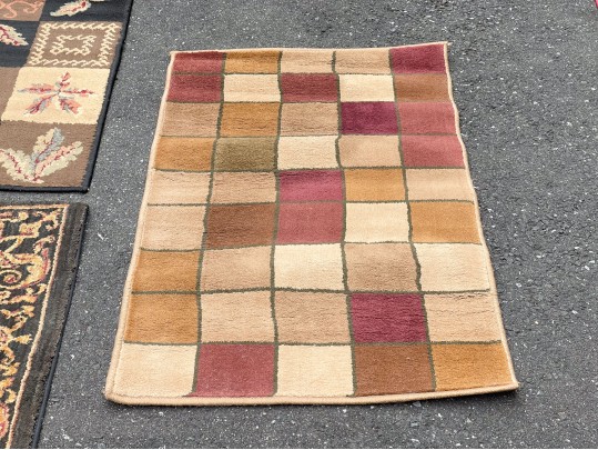 Suite Of Three Decorative Mats