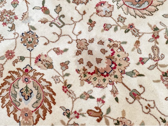 Hand Knotted Wool Kashan Carpet, 14'-7