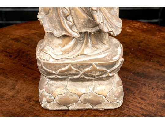 Decorative Gilt Finished Ceramic Guanyin Form Table Lamp
