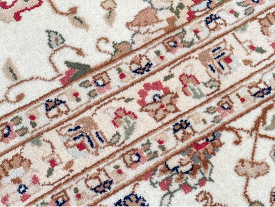 Hand Knotted Wool Kashan Carpet, 14'-7