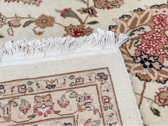 Hand Knotted Wool Kashan Carpet, 14'-7