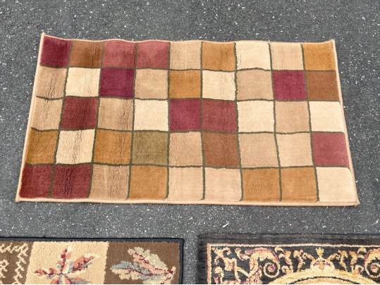 Suite Of Three Decorative Mats