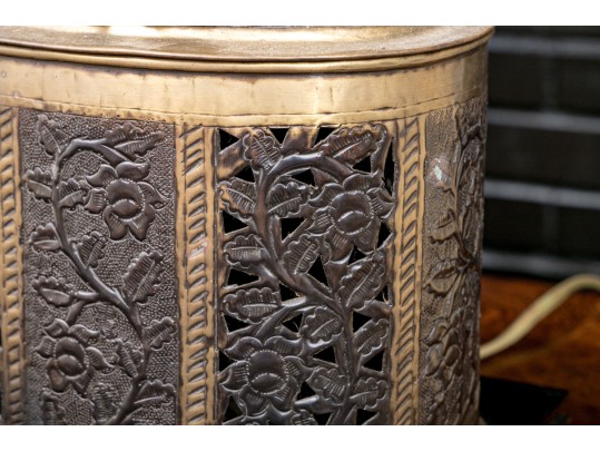 Handsome Oval Form Table Lamp