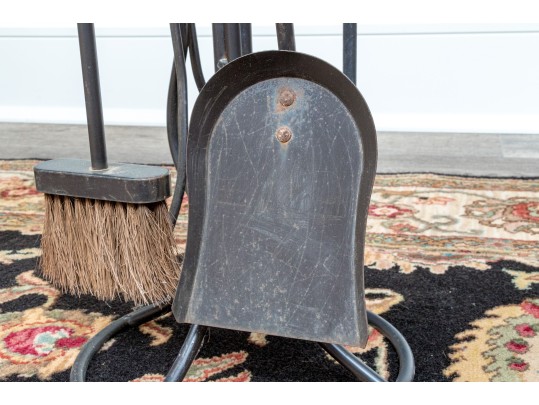 Ornate Black Finished Fire Screen With Doors And Tools