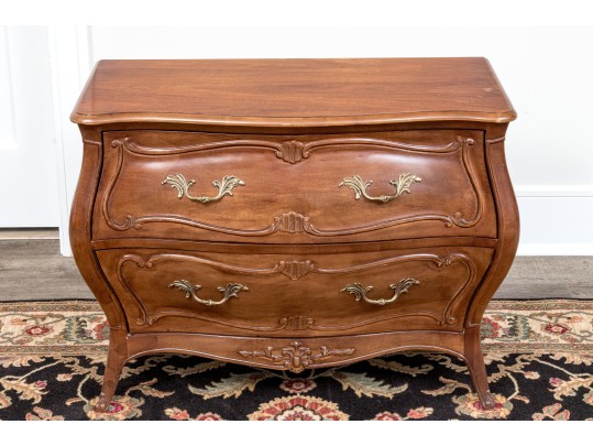 Vintage Pair Of Henredon Louis XV Style Bombe Bedside Chests