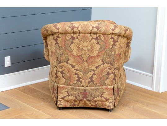 Wesley Hall Inc. Traditional Club Chair