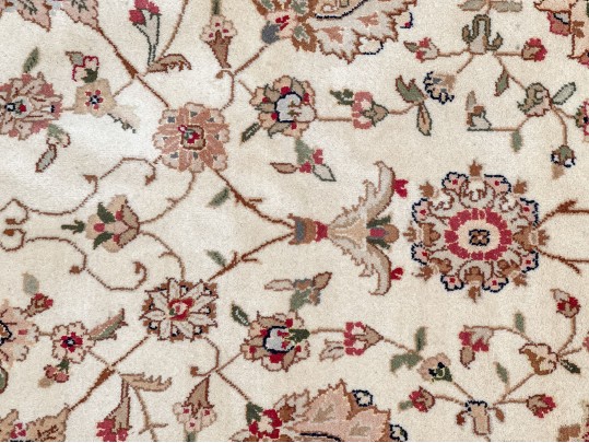 Hand Knotted Wool Kashan Carpet, 14'-7
