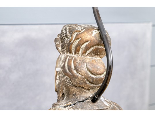 Decorative Gilt Finished Ceramic Guanyin Form Table Lamp