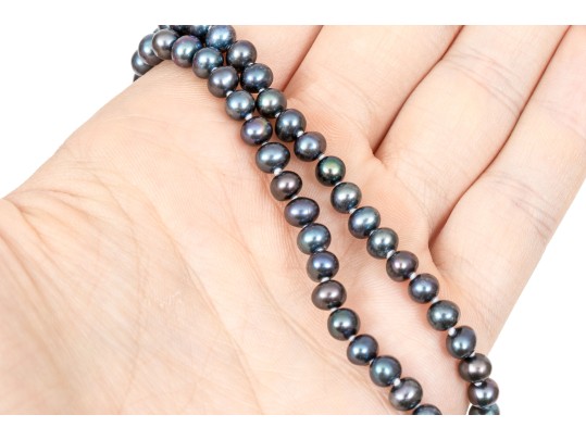 Striking Lot Of Two Cultured Black Freshwater Pearl Necklaces, And Bracelet
