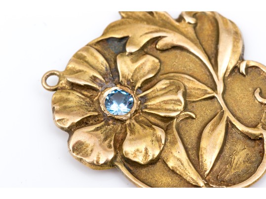 14k Yellow Gold Lovely Vintage Art Nouveau Style Floral Necklace Center, Without Chain