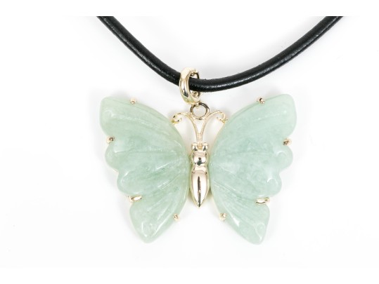 Sterling Silver Bold Striking Green Chalcedony Carved Butterfly And Leather Cord Necklace