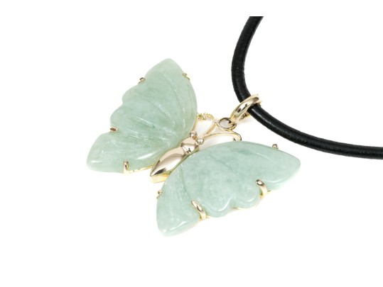 Sterling Silver Bold Striking Green Chalcedony Carved Butterfly And Leather Cord Necklace