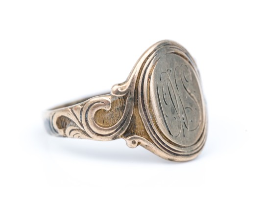 14k Gold Antique Scroll Edged Signet Ring, Monogrammed, Size 6.25