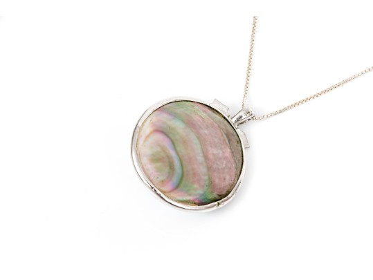 Sterling Silver Box Chain Necklace With Striking Cultured Blister Pearl Pendant