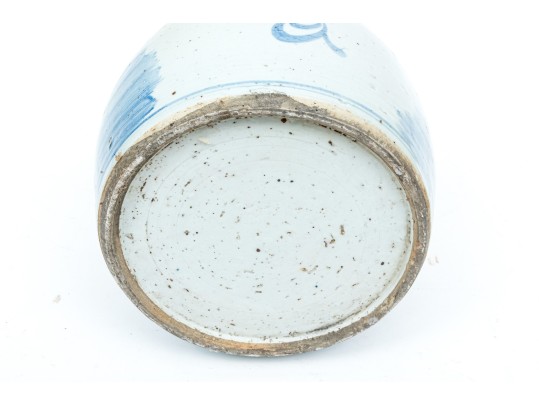 Chinese Export Blue And White Bee Hive Form Porcelain Ginger Jar