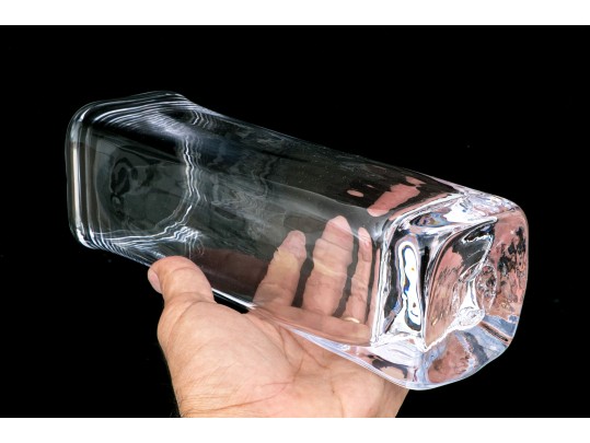 Elegant Simon Pearce Crystal Vase