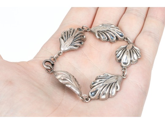 Assorted Sterling Silver Lot Of Handsome Shell Motif Jewelry Pieces