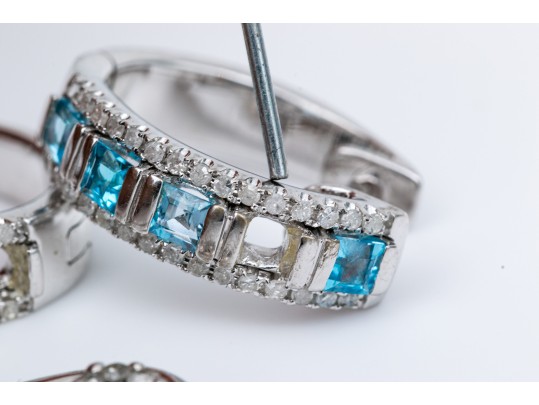 14k And 10k Gold Set Of Lever Back Style Earrings, As Is Condition