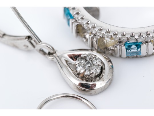 14k And 10k Gold Set Of Lever Back Style Earrings, As Is Condition