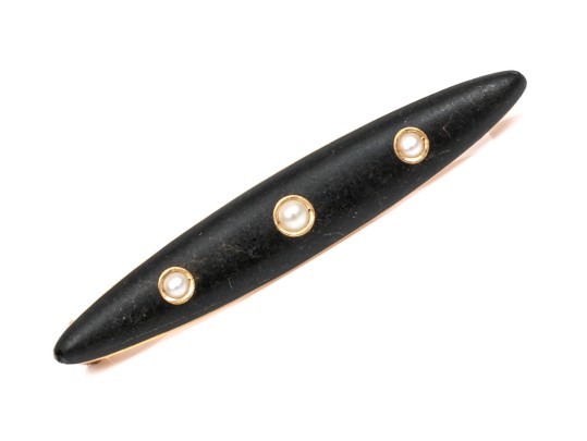 14k Yellow Gold Handsome Vintage Black Enamel And Seed Pearl Bar Pin