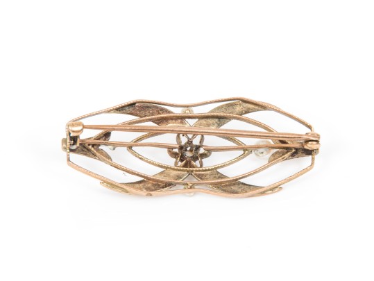 10k Yellow Gold Pretty Vintage Seed Pearl Brooch