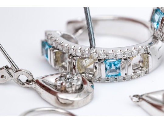 14k And 10k Gold Set Of Lever Back Style Earrings, As Is Condition