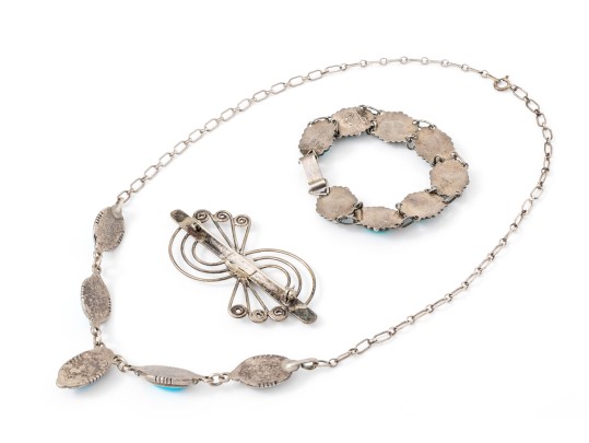 Lot Of Striking Turquoise Blue Color Southwestern Style Sterling Silver Jewelry Pieces