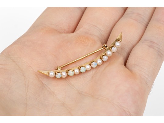 14k Yellow Gold Beautiful Vintage Seed Pearl And Opal Half Moon Brooch