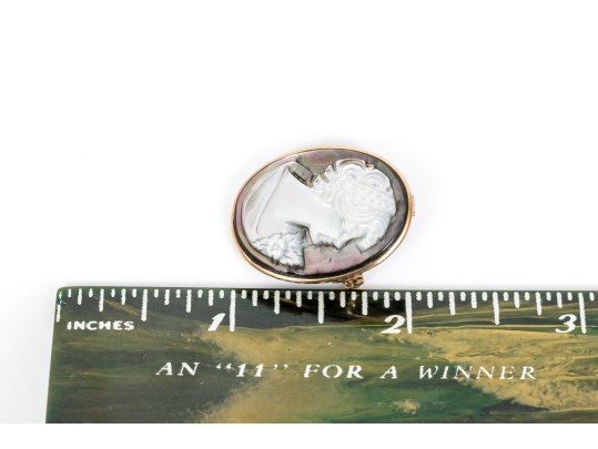 14k Yellow Gold Pretty Black Mother-of-pearl Simply Framed Cameo Brooch/pendant