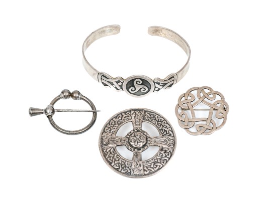 Assorted Lot Of Sterling And 800 Silver Celtic Motif Jewelry Pieces