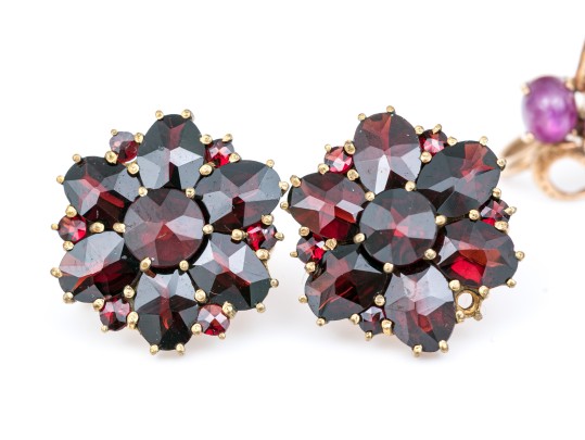 14k Yellow Gold Set Of Two Pairs Of Vintage Screwback Earrings