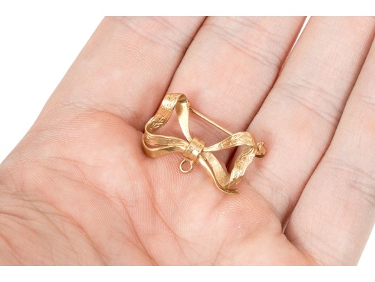14k Yellow Gold Pretty Vintage Bow Pin
