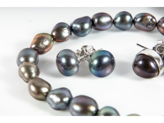 Iridescent Black Cultured Pearl Fashion Accessories 