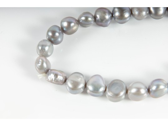 Baroque Pearl Necklace And Bracelets 