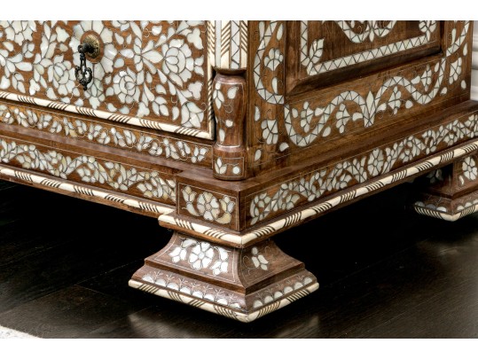 Gorgeous Marble Top Mother Pearl Accent Chest