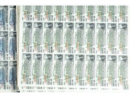 Antique Assorted Lot Of Hundreds Of Pennsylvania Railroad Common Stock Certificates