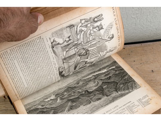 The Pronouncing Edition Of The Holy Bible, Joyce Brothers & Co. Massachusetts, Copyright 1890